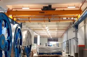 Traverskranar från CMAK är utmärkta för lager och bygghallar