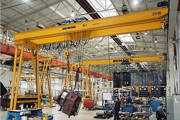 DEMAG Halvportalkranar från Dematek i arbete