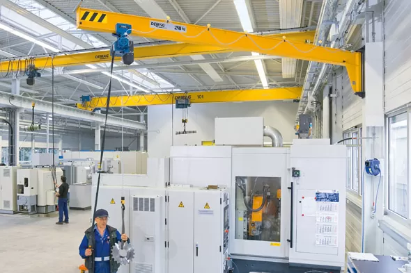 Svängkranar i arbete