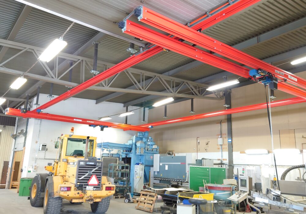 Lättlastsystem från Dematek är perfekta för att lyfta material och effektivisera din produktion