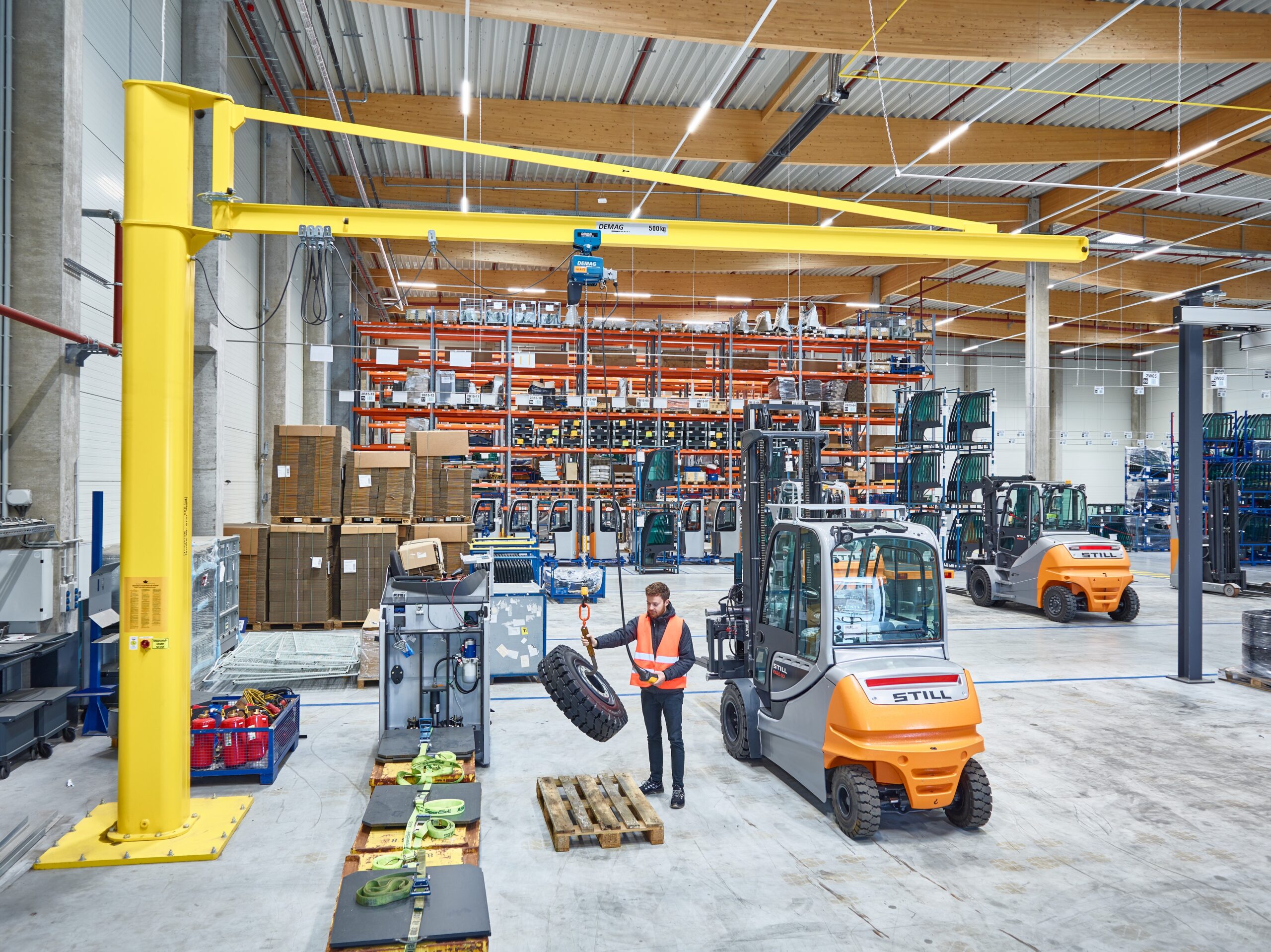 Svängkranar från Demag säljs av Dematek