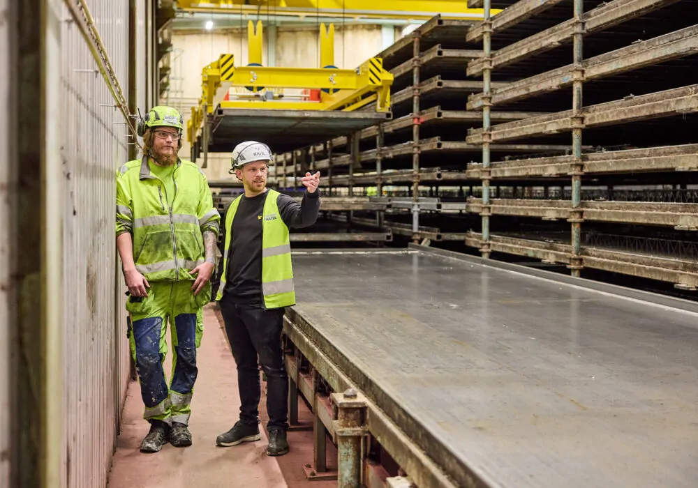 Dematek har levererat en automatiserad traverskran till Heidelberg Materials